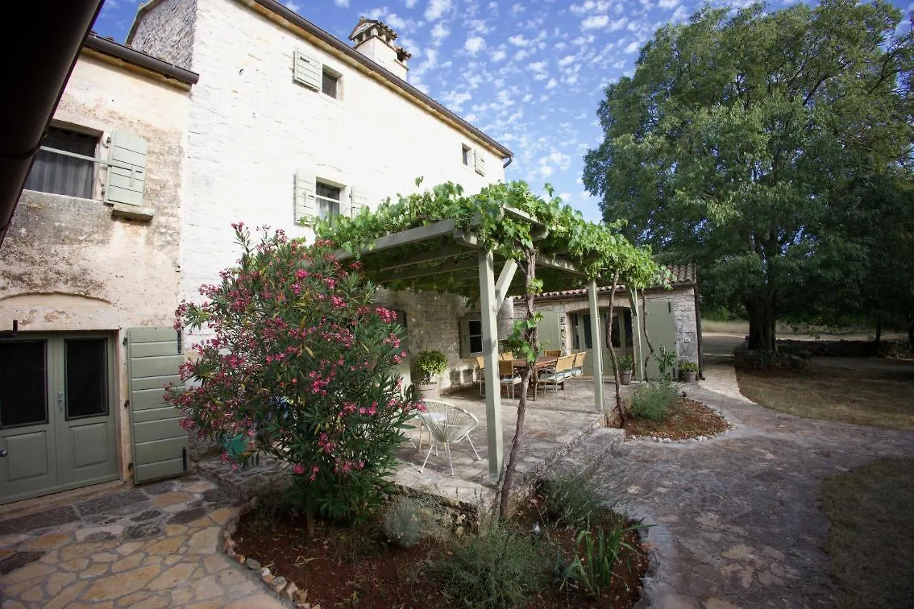 Villa Stancia Cicada- At Home In Istria Žminj Hırvatistan